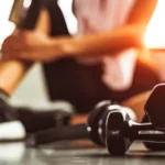 “Wake Up Strong: 5 Morning Habits of Fit People”